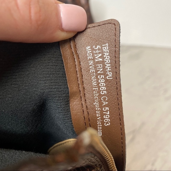 New! Treasure and Bond Farrah Studded Snakeskin Faux Leather Bootie 5 1/2 - Picture 11 of 16